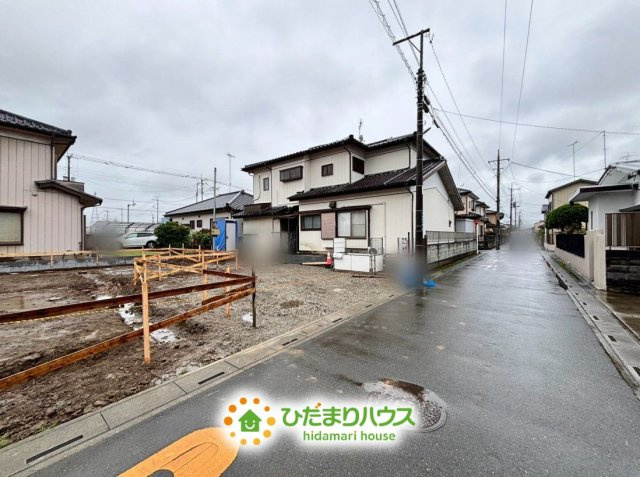 幸手市東2期　新築一戸建て　リーブルガーデンの前面道路含む現地写真|2026/10/26　撮影