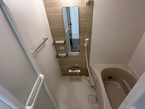ジーメゾン柏西原の浴室