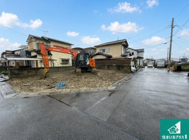 即日案内可能■大津市真野　第1期　新築一戸建ての前面道路含む現地写真|周辺は落ち着いた街並みの住宅地！子育てがしやすい住環境です！まだ未完成ですが、現地でしかわからない事もございます。是非一度ご覧ください。