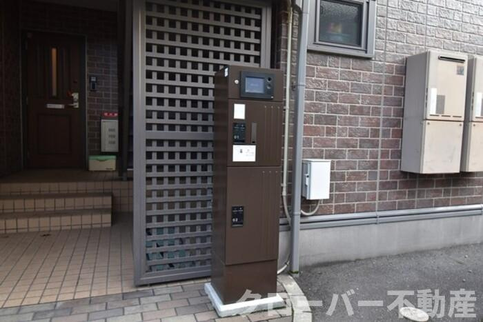 リビングタウン宇多津東 D棟のその他|宅配ボックス