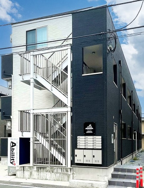 オコナの外観