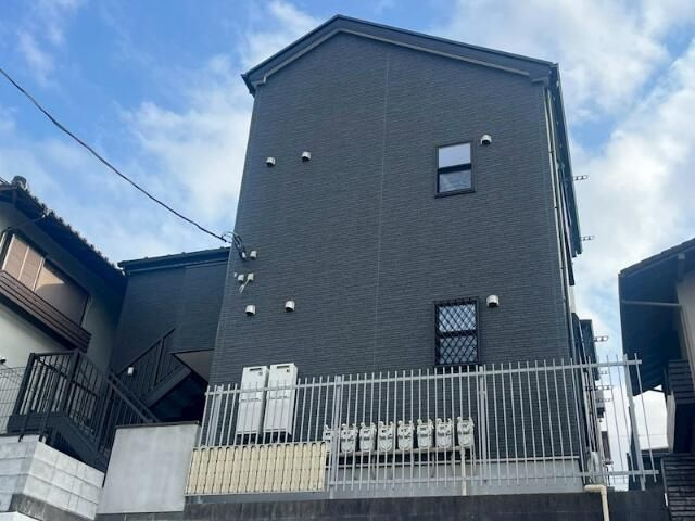 ＡＸＩＳ　ＳＵＧＩＴＡの外観