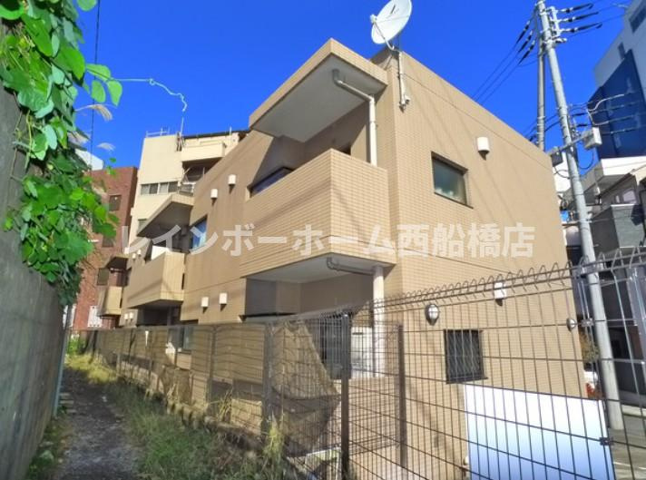 az haus（アーツェットハウス）の外観