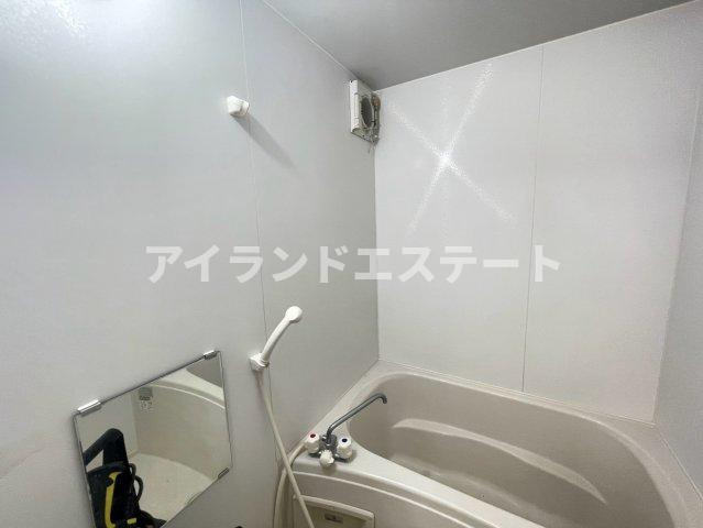 ジュンベリー　ペット相談　ネット無料　角部屋の浴室