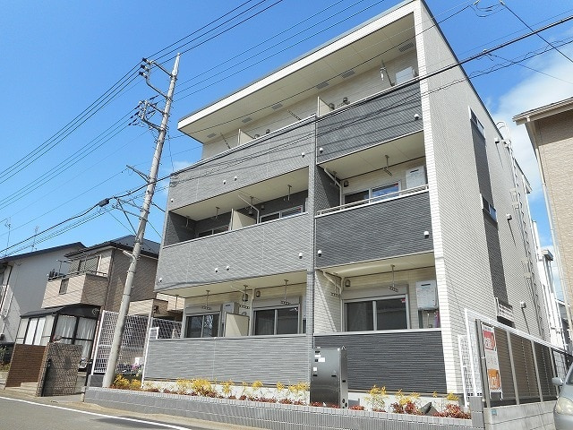サンフォ二ア小平の外観