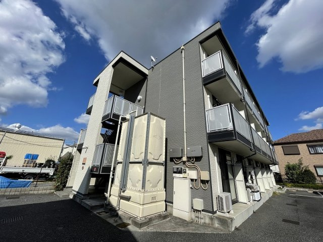 レオパレス浦和南の外観|おしゃれな外観です