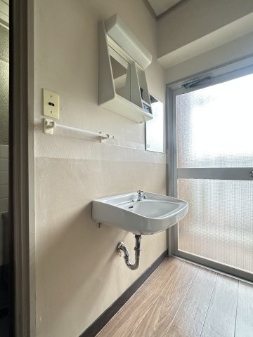 清和苑の洗面所