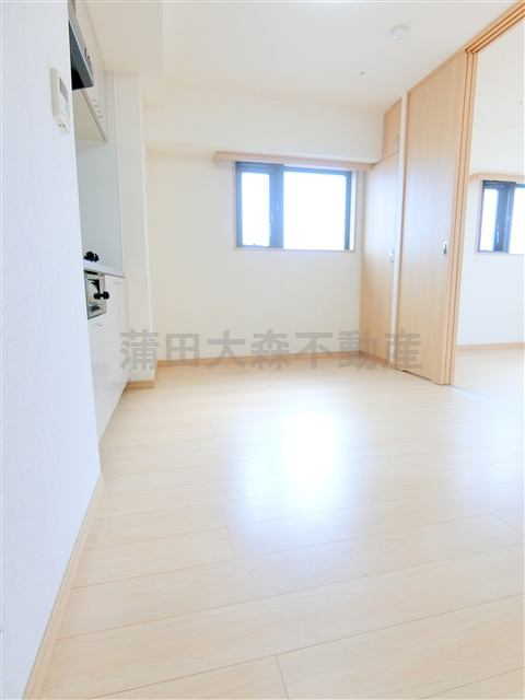 ルーブル大鳥居参番館の居間・リビング|DK　ダイニングキッチン