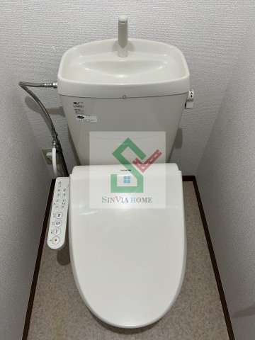 メゾンクレールCのトイレ