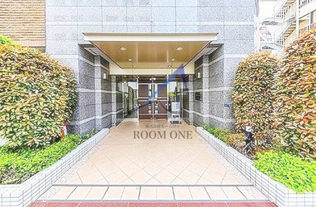 アデニウム新橋のエントランス|エントランスです。
