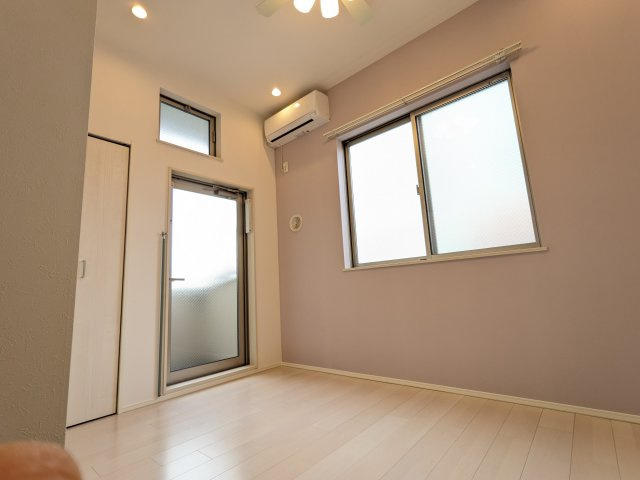 ハーモニーテラス志賀町Ⅵの洋室|ゆったりした洋室です