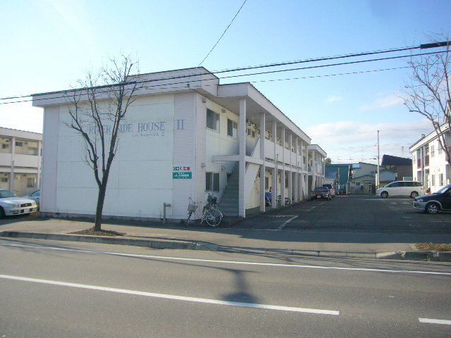 リバーサイドハウスⅡの外観