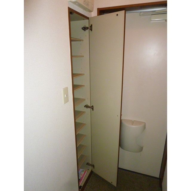 アムール　ＳＫＲの玄関