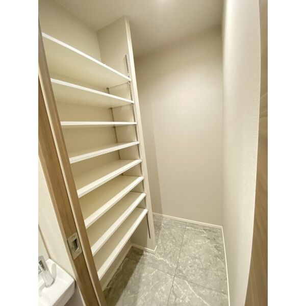 PHOERME TENNOJI Eastの収納