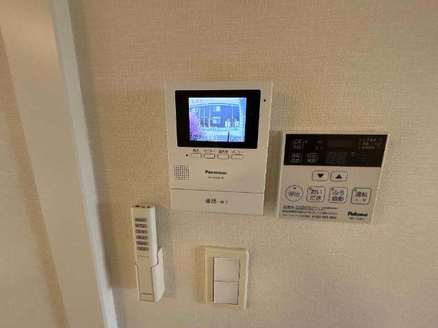 ファンタジー・ガーデンの内装|カメラ付インターホン