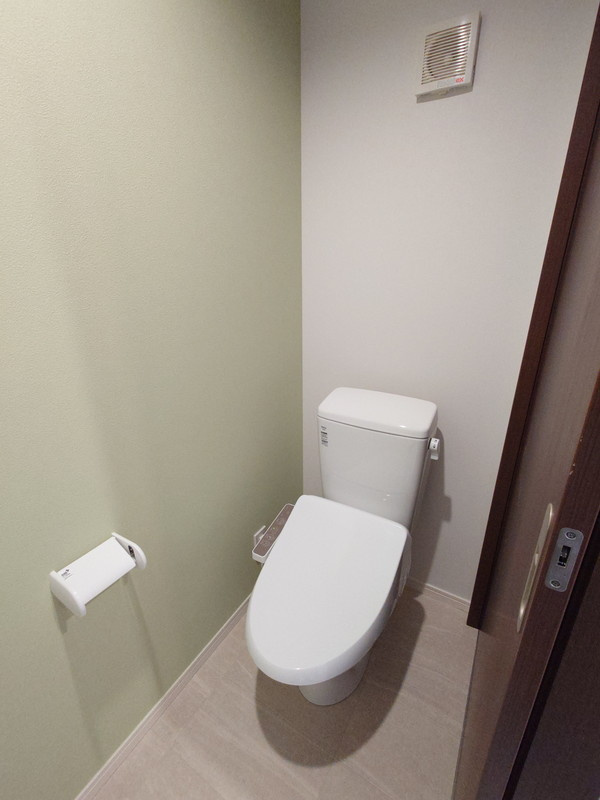 キャメル新八柱2Cのトイレ|清潔感のあるトイレです