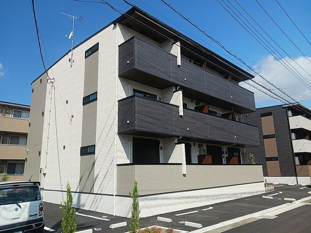 ホワイトタウンＡ