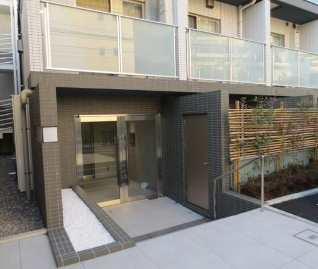 【エントランス】 | BCITY高田馬場alivie