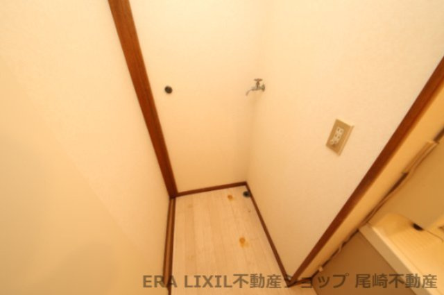 久喜市鷲宮の一戸建ての設備|洗濯機置き場