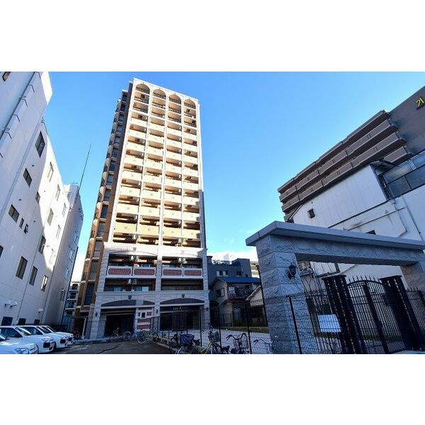 LUMINOUS新大阪2(旧:Luxe新大阪4)の外観
