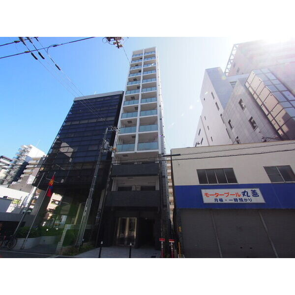 CAVANA本町の外観