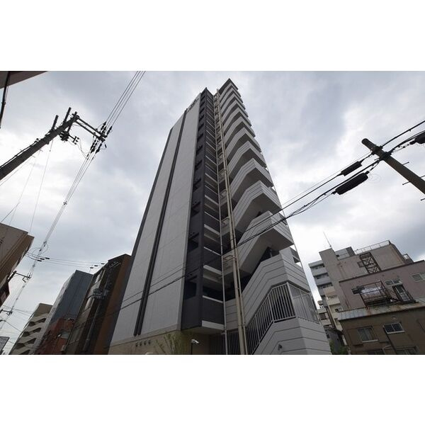 ラヴィータ難波元町