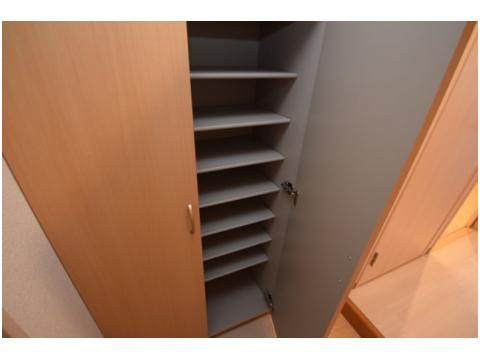 協同レジデンス摂津富田の収納