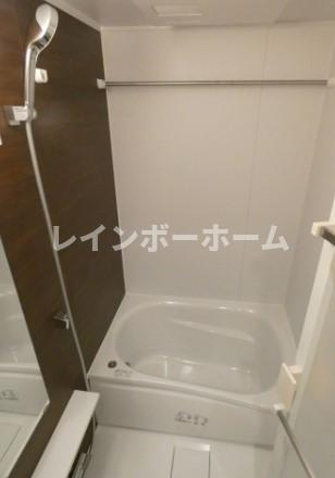 プラウド川越の浴室