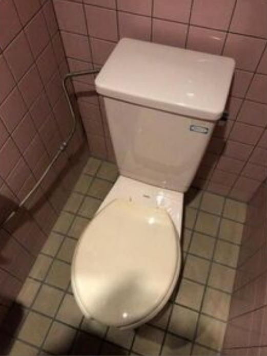 大阪市中央区千日前２丁目の店舗一部のトイレ
