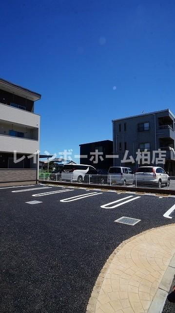 特典：仲介手数料が50％OFFです‼の駐車場|※現在空き無し