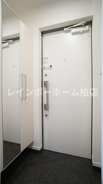 特典：仲介手数料が50％OFFです‼の玄関|シューズボックスがあります