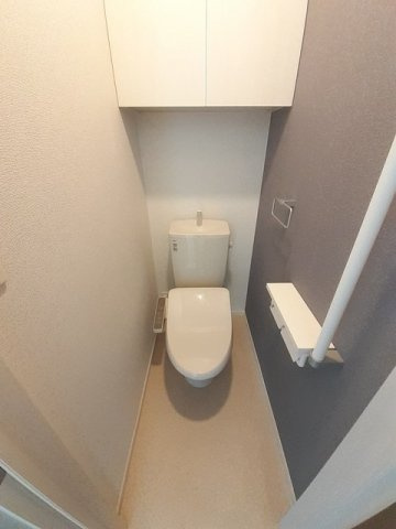 プレッソ太田Ⅰのトイレ|ゆったりとした空間のトイレです