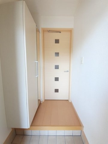 ハーモニー４の玄関|落ち着いた玄関です