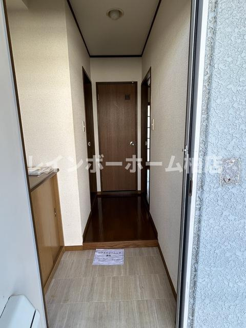 特典：仲介手数料が50％OFFです‼の玄関