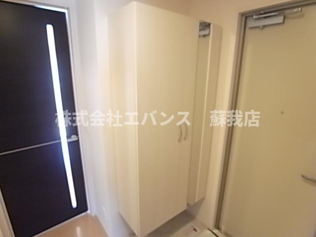 【玄関】 | クロシェットⅠ番館 | ゆったりとした玄関です
