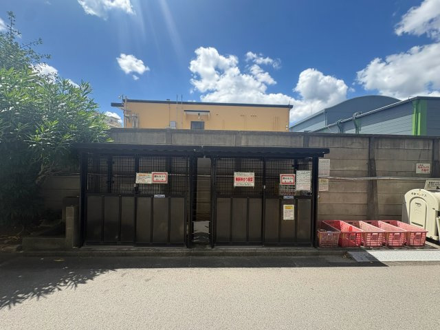 ライオンズマンション調布 C棟のその他共用部分|ゴミ置き場