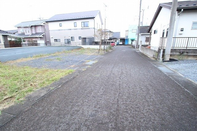 《分譲地》筑西市幸町３丁目　全2区画　の前面道路含む現地写真|2026年10月撮影