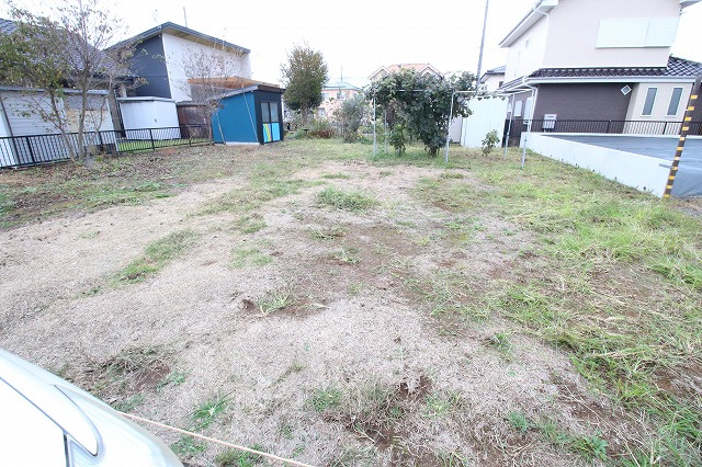 《分譲地》筑西市幸町３丁目　全2区画　の外観|①北側区画。西側公道から撮影。