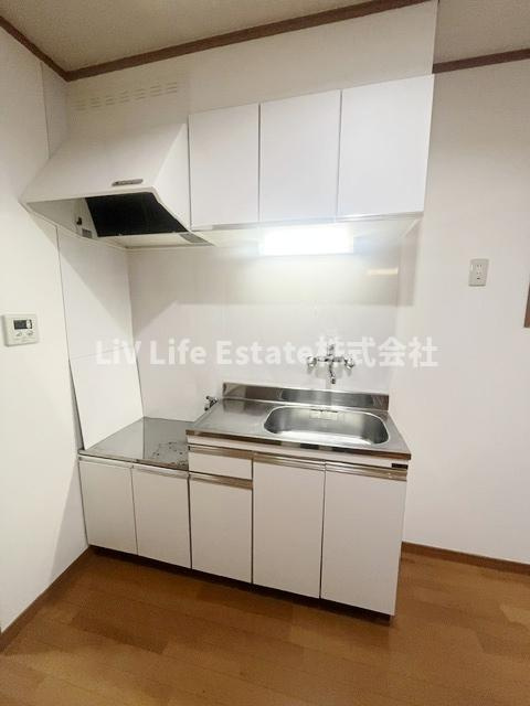東村山市萩山町１丁目のアパートのキッチン
