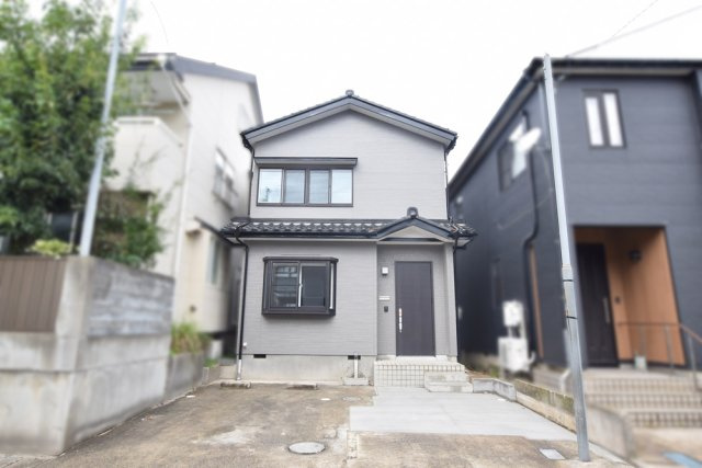 新潟市西区小針南台の外観