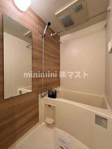 サムティ阿波座Lussoの浴室