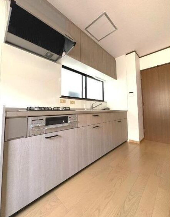 和泉市肥子町2丁目戸建のキッチン