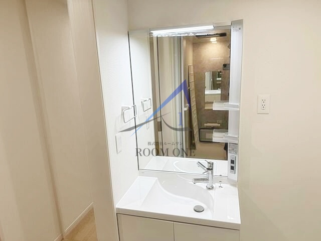 戸越Ｂ．Ｉ．Ｇ．　ＲＥＳＩＤＥＮＣＥの洗面所|洗面台です。