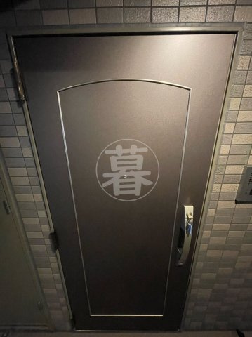 ルーブル大鳥居参番館の玄関
