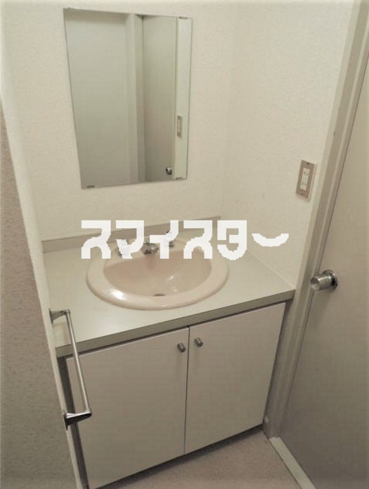 日神パレス青梅の独立洗面台