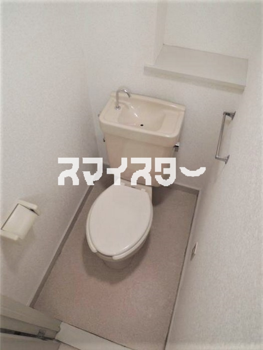 日神パレス青梅のトイレ