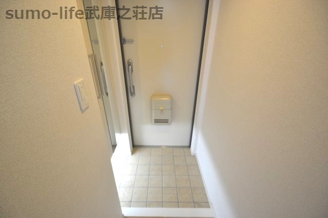ソレイユオクナガ武庫之荘の玄関