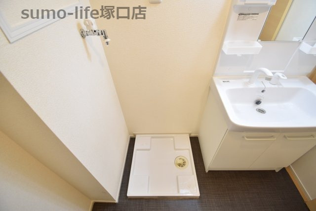 ディアコート口酒井　弐番館の洗面所