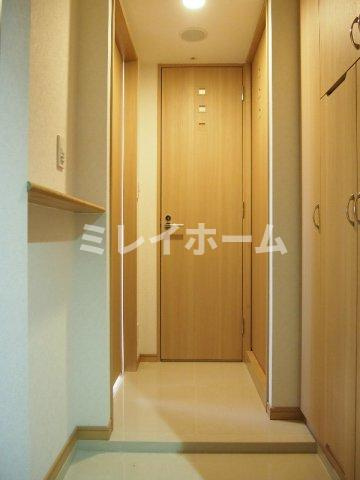 ルーブル大鳥居参番館の玄関