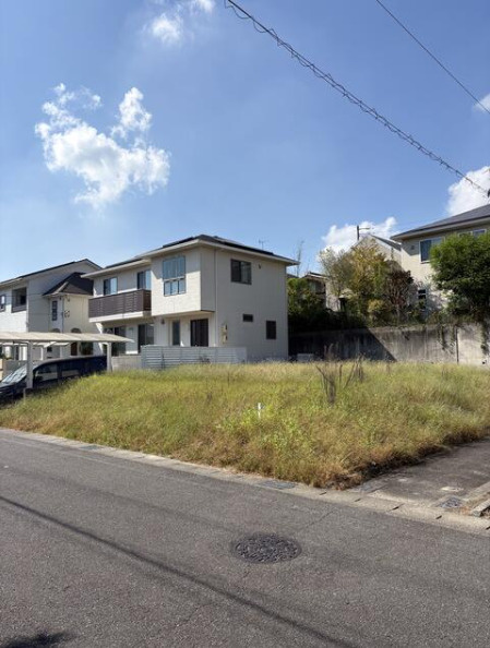 知多郡阿久比町 宮津４丁目　売り土地の前面道路含む現地写真